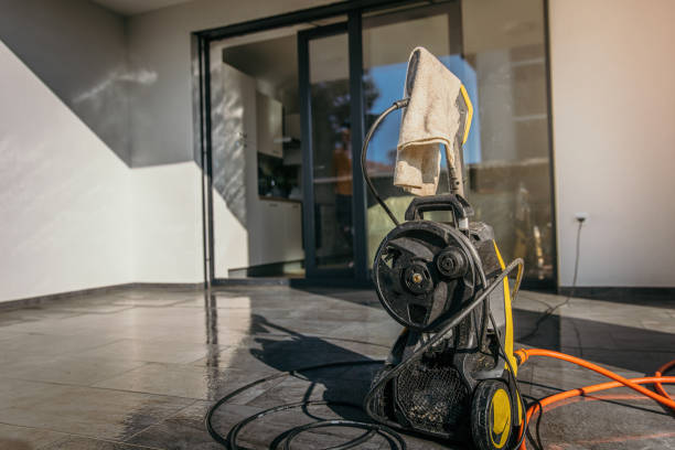 Best Pool Deck Cleaning  in Farr West, UT